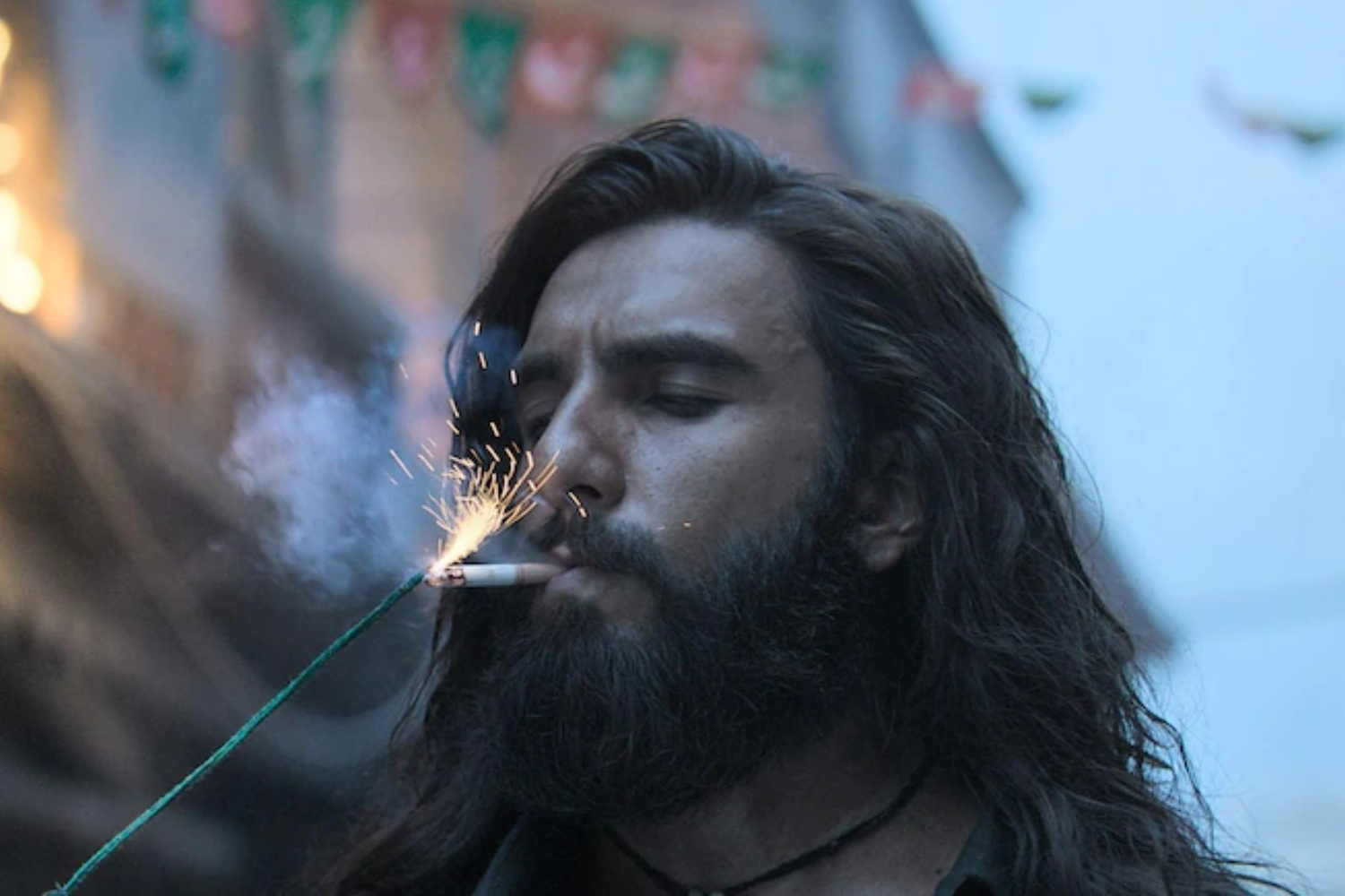 Dhurandhar’s Advance Sales Hit ₹45.17 Lakh as Ticket Prices Surge Past ₹2,000