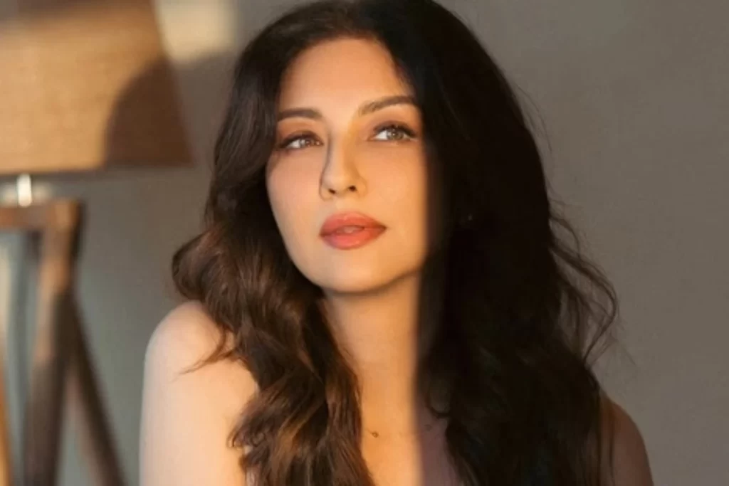 Saumya Tandon Clarifies ‘Heroines on Beaches’ Remark, Denies Taking a Dig at YRF Spyverse